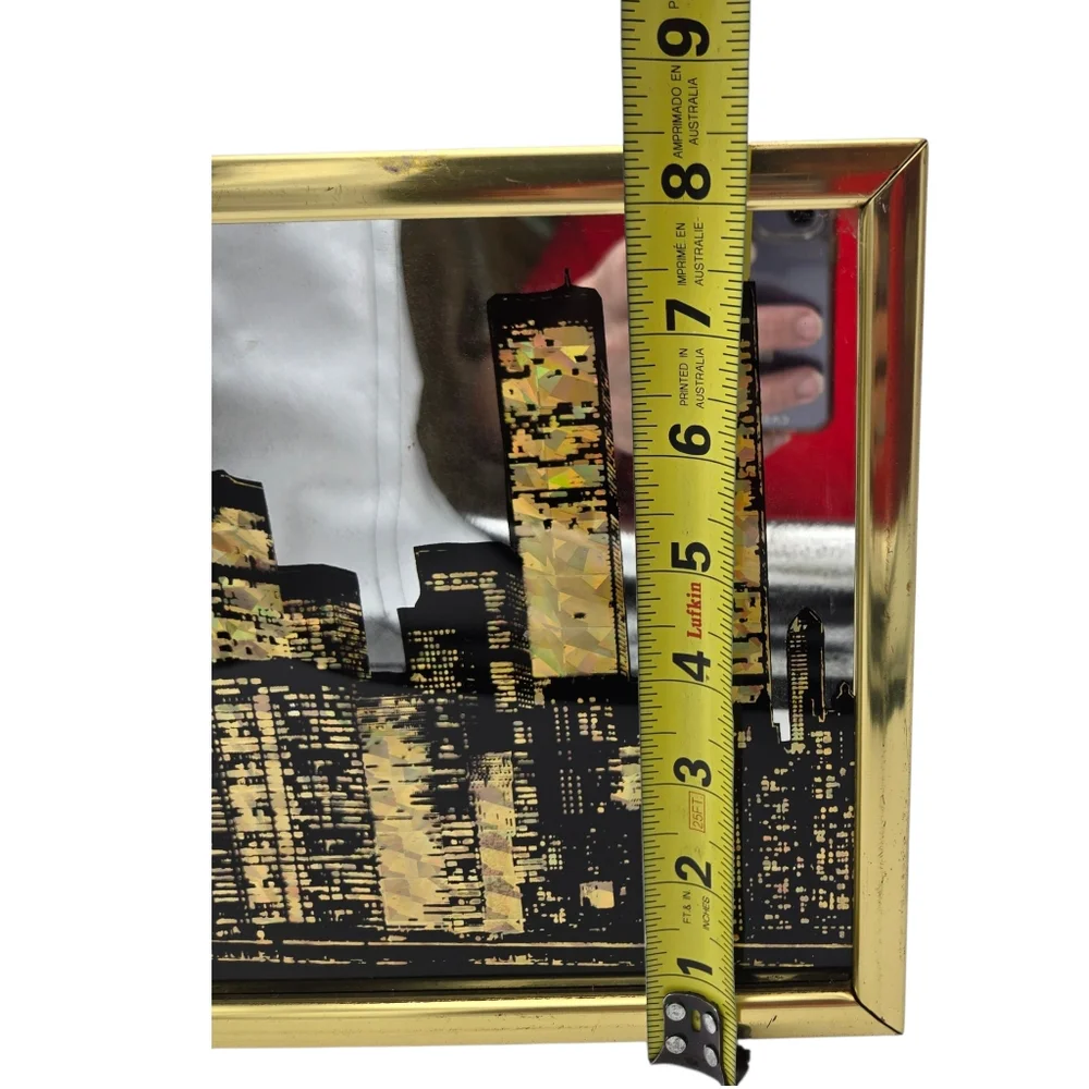 Y2K Vintage Wonder Graphics New York Skyline Twin Towers Mantle Clock Foil Art